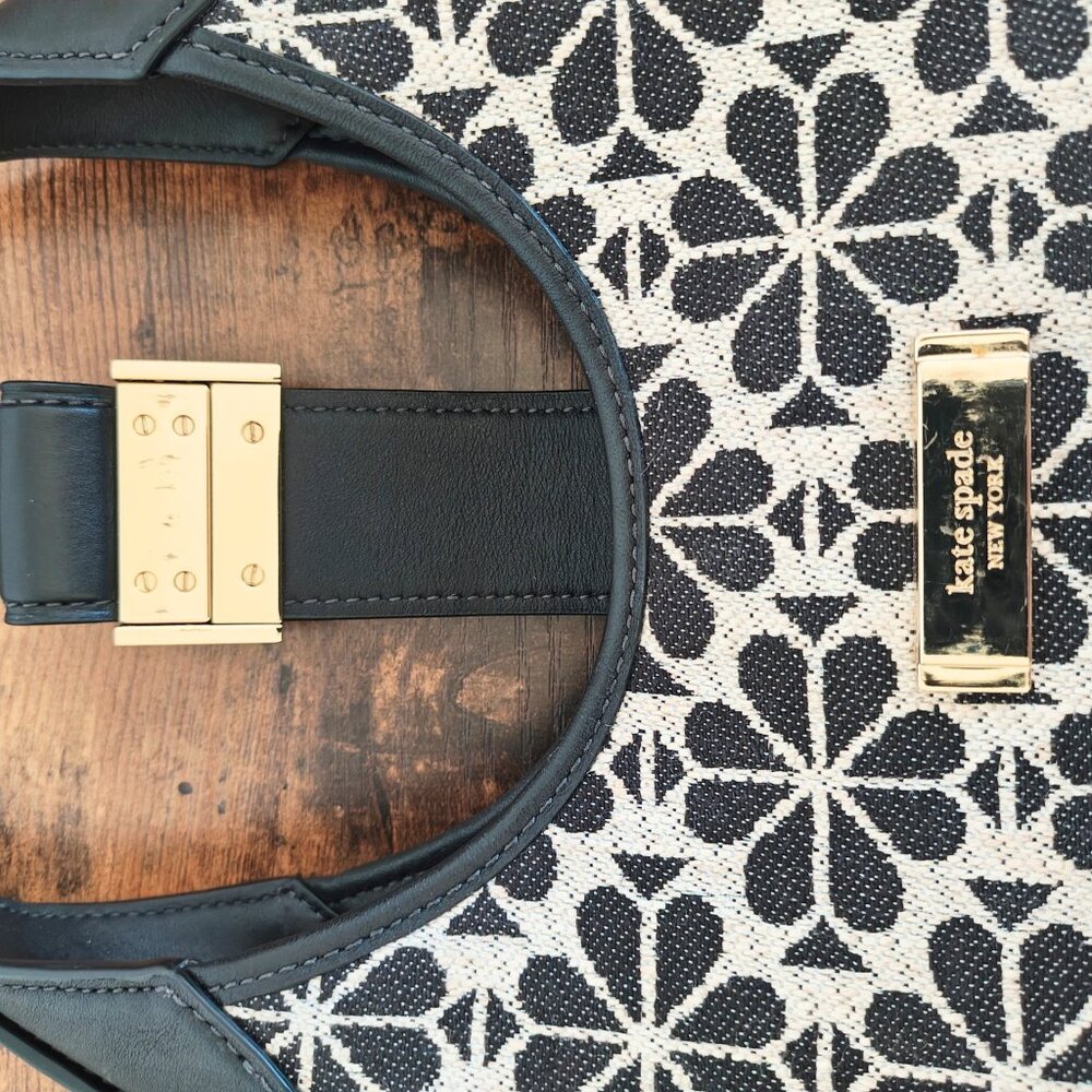 KATE SPADE Flower Jacquard Shoulder Bag - Picture 3 of 15